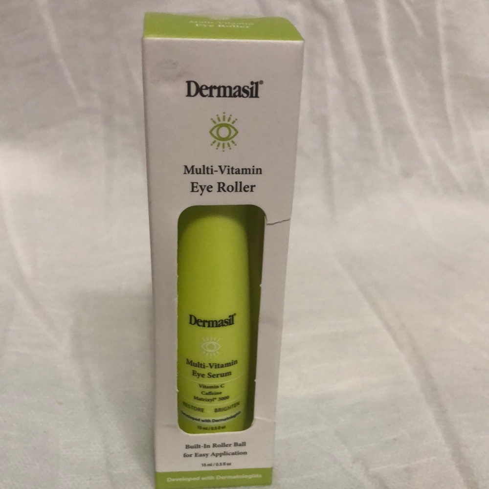 Dermasil Multi-Vitamin Eye Roller - NIB